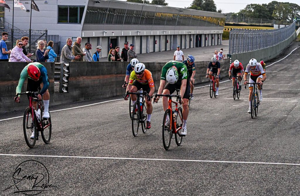 Seán O'Kane, Pinergy Orwell Wheelers, pips Josh Callaly, Velo Performance, to 2nd in Round 6 of the 2026 Mondello Series.