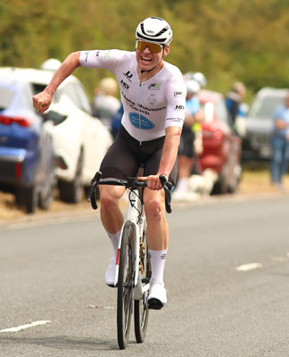 Gareth O'Neill, Athlete Nutrition Coach Nordic Lab, crosses the finish line in the 2026 North Down GP. © Photo by David McVeigh, The Belgian Project 2026.