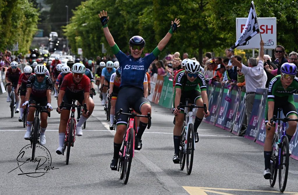 Aoife O’Brien,Emma Jeffers and Emer Heverin for a clean Ireland National Team 1-2-3 on Stage 2.