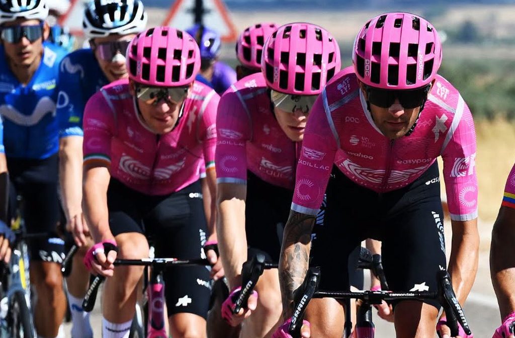 Darren Rafferty with his EF Education-EasyPost teammates at the head of affairs on Stage 17. 